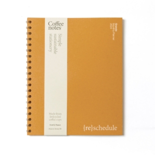 monthly planner 2024 front pils 1